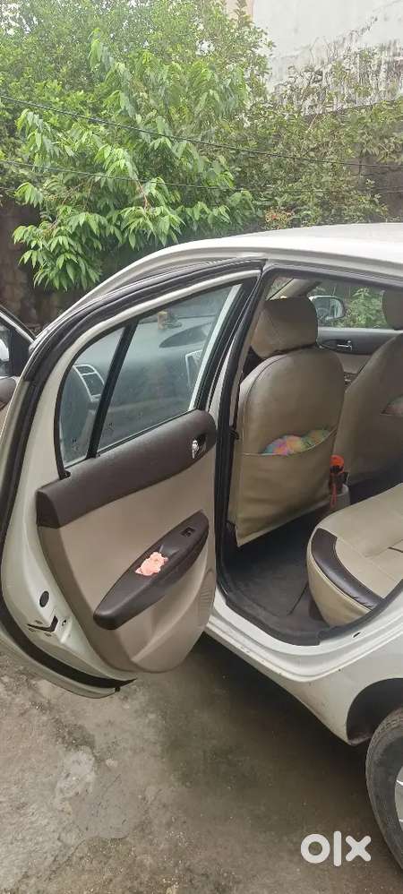 Hyundai I20 1.4 Magna 2011