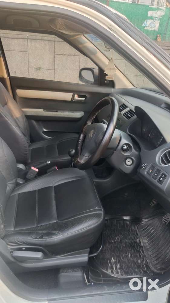 Maruti Suzuki Dzire 1.2 Vxi, 2011, Cng & Hybrids