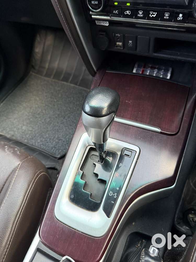Toyota Fortuner 4x2 At 2.8 Diesel, 2017, Diesel