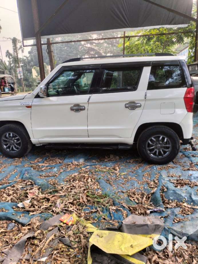 Mahindra Tuv 300 T10, 2018, Diesel