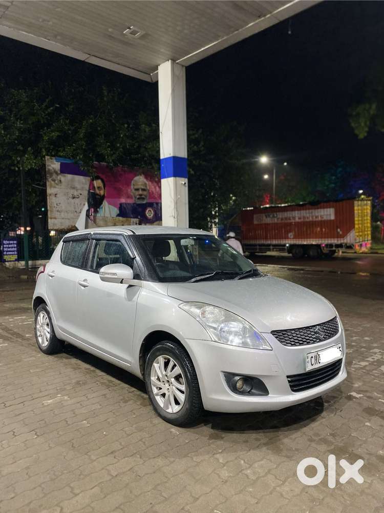 Maruti Suzuki Swift Vvt Zxi, 2012, Petrol