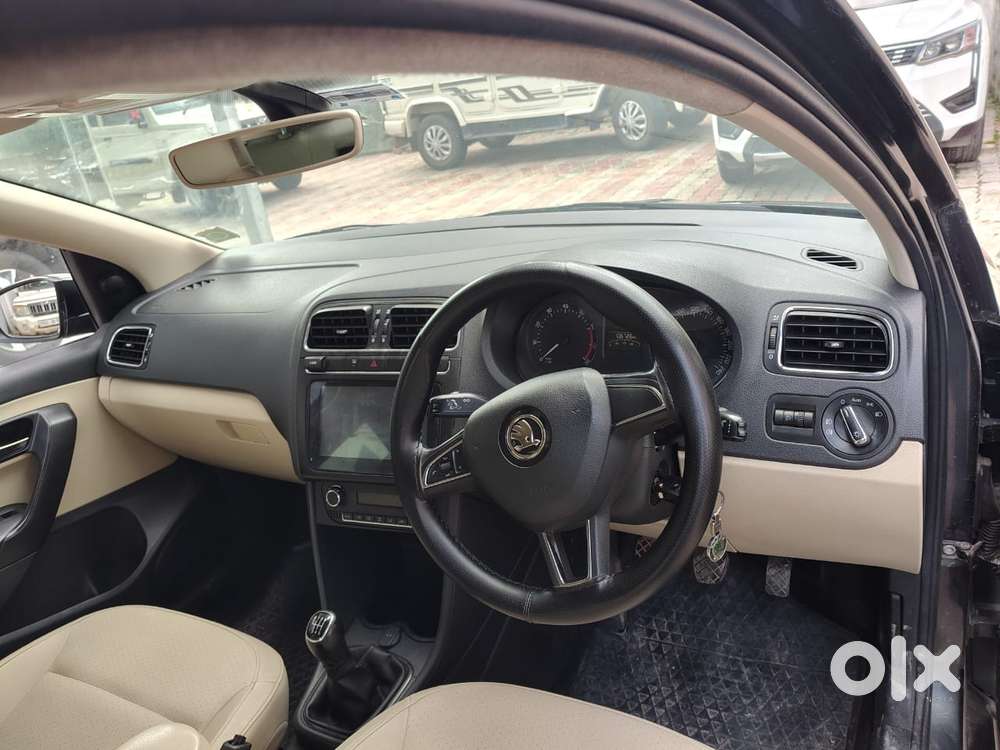 Skoda Rapid 1.0 Ambition Tsi, 2020, Petrol