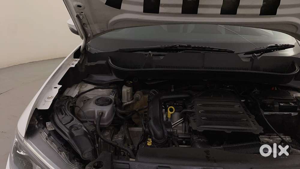 Volkswagen Taigun Topline 1.0 Tsi At (electric Seats), 2022, Petrol