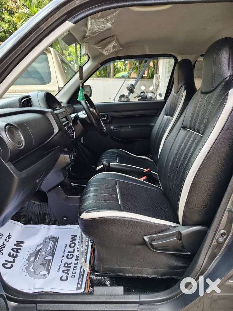 Maruti Suzuki S-presso Vxi At, 2021, Petrol