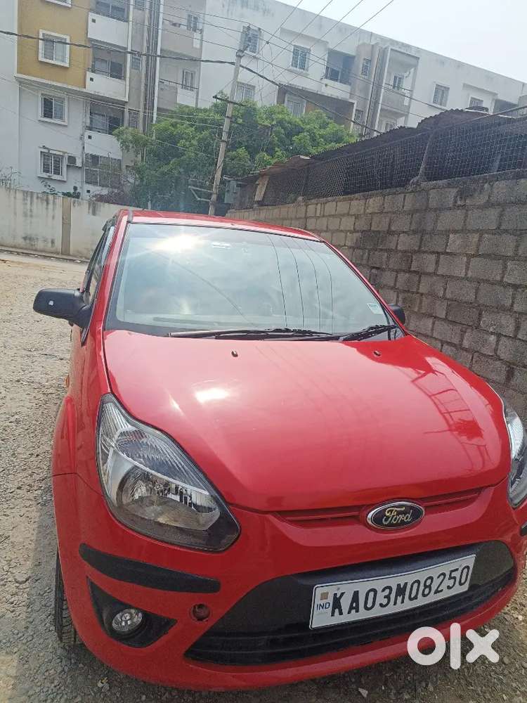 Ford Figo 2012 Petrol 86000 Km Driven