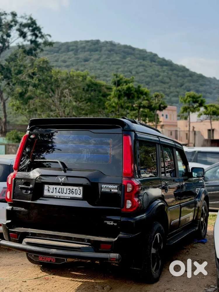 Mahindra Scorpio Classic Diesel 2023