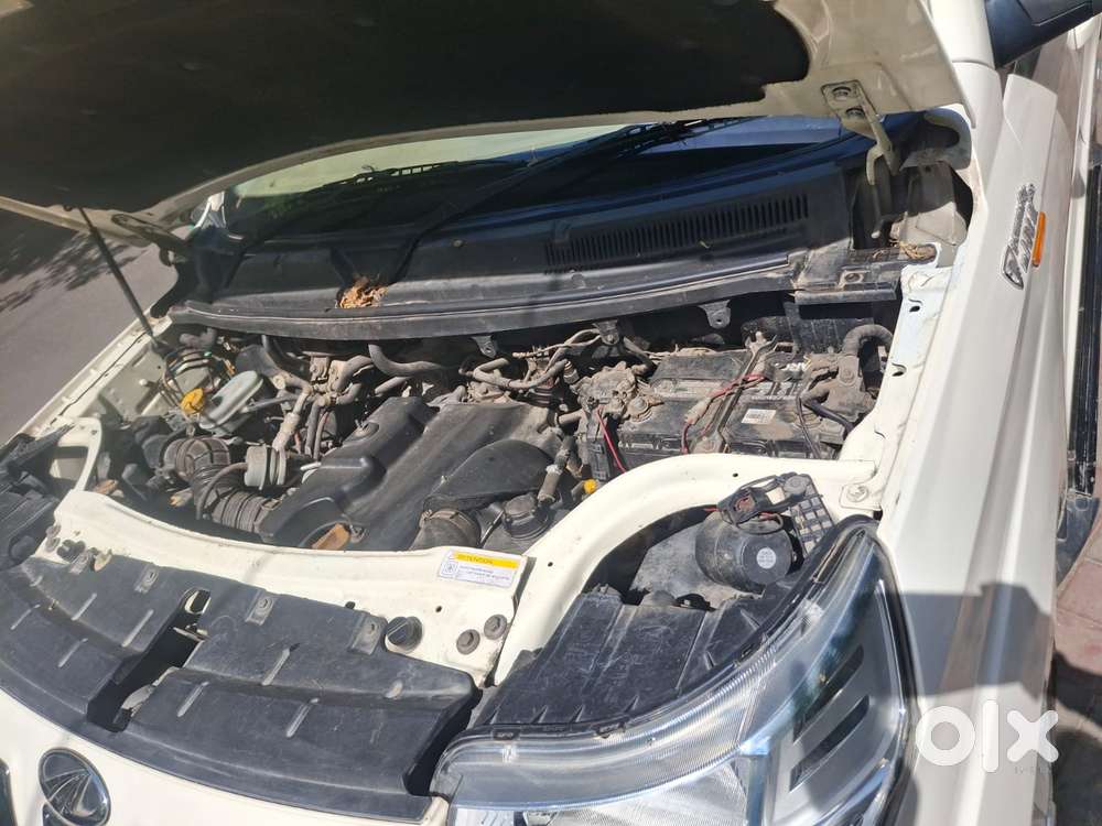 Mahindra Tuv 300 T6, 2017, Diesel