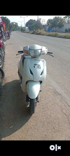 Old best sale activa olx