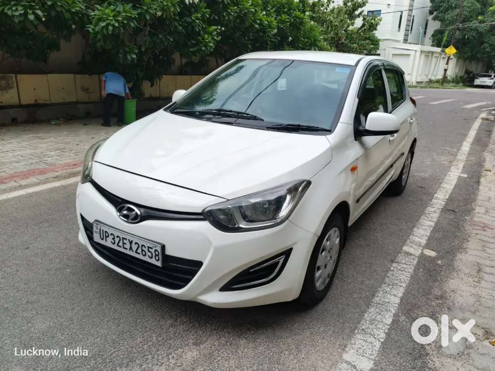 Hyundai I20 Magna Petrol 2013 Car