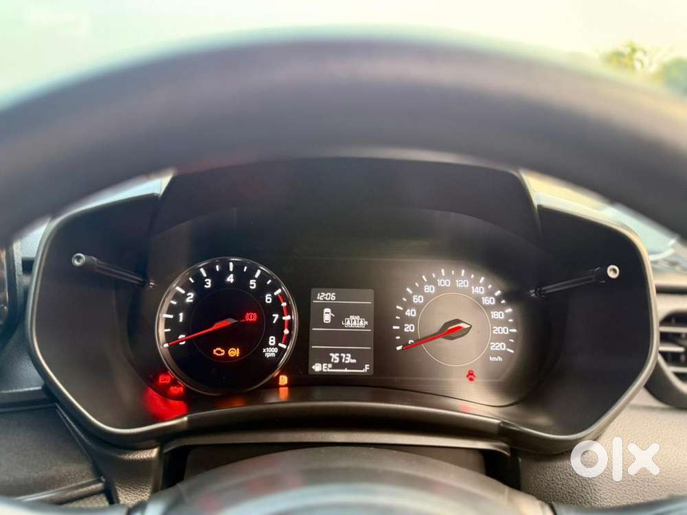 Maruti Suzuki Swift Lxi Optional-o, 2024, Petrol