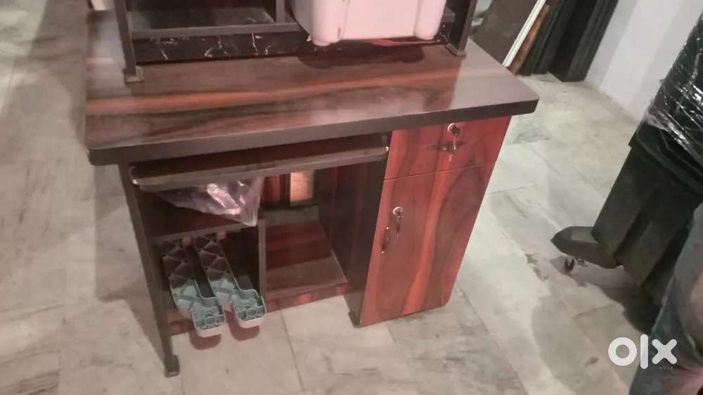 FURNITURE3010