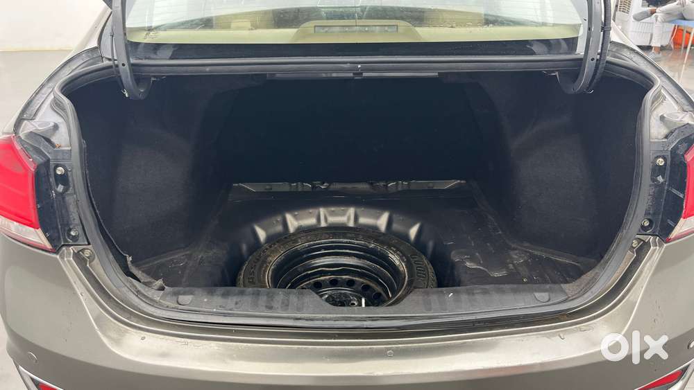 Maruti Suzuki Ciaz 1.5 Alpha Shvs Petrol, 2018, Petrol