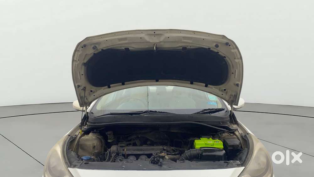 Hyundai Verna Fluidic 1.6 Vtvt Sx, 2013, Petrol