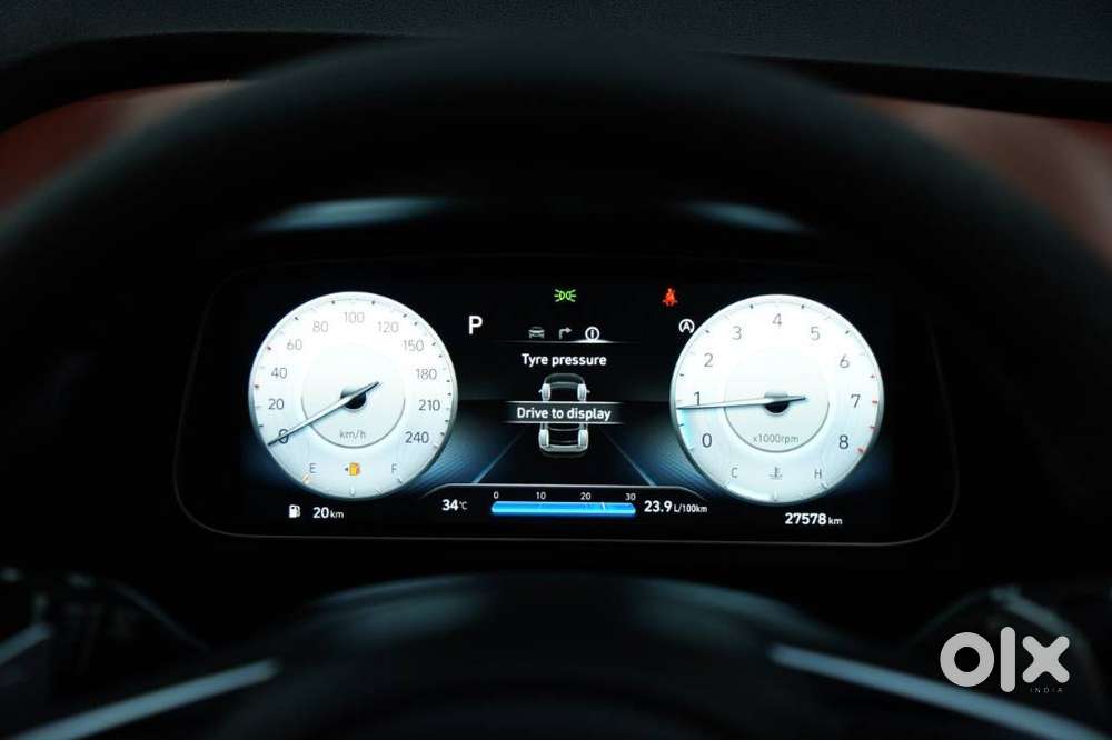 Hyundai Alcazar 1.5 Tdct Signature (o) 7s Petrol, 2024, Petrol