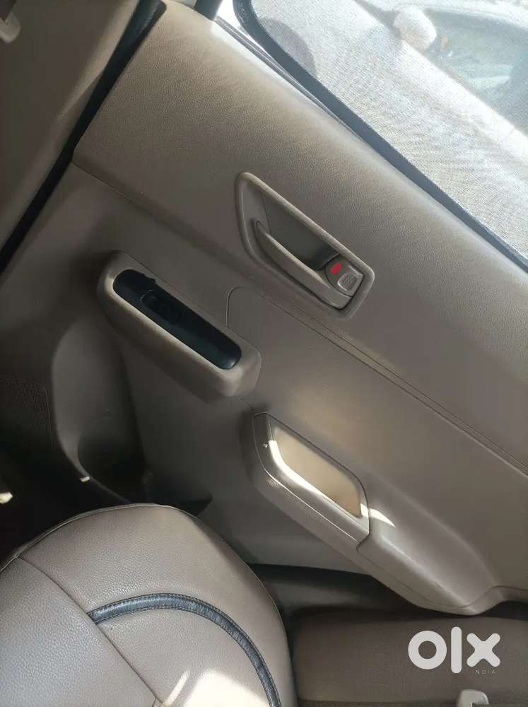 Maruti Suzuki Swift Dzire 2021 Petrol 96300 Km Driven