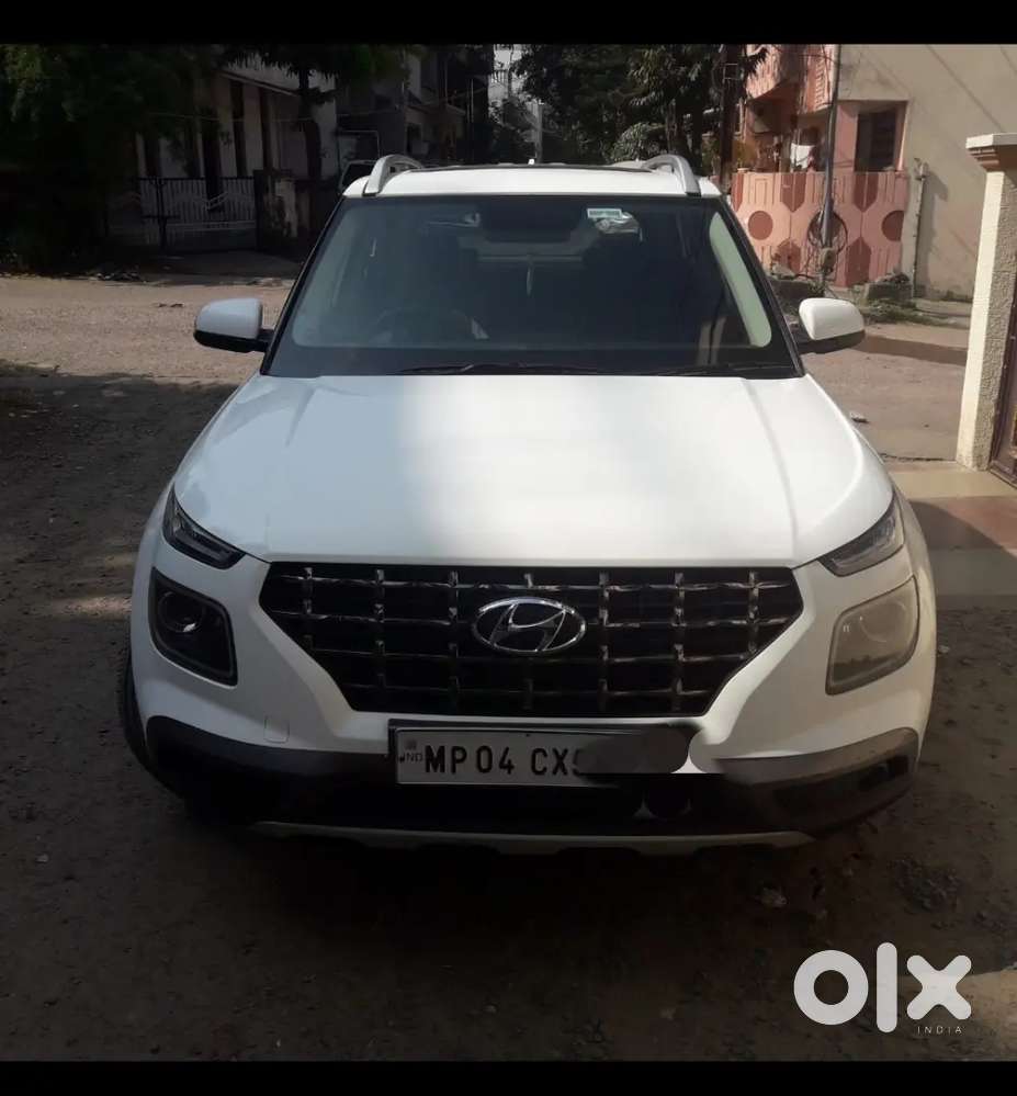 Hyundai Venue Petrol 2019