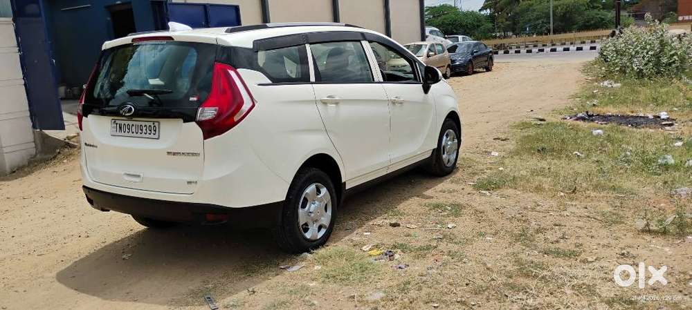 Mahindra Marazzo M4, 2020, Diesel