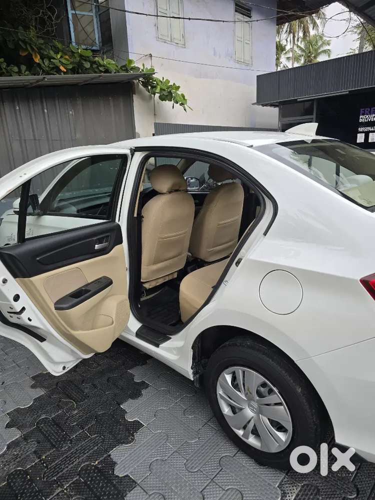 Complete History Hr Registered Single Owner Amaze Low Km