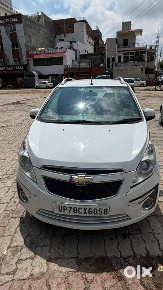 Chevrolet Beat Petrol 2012