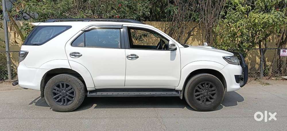 Toyota Fortuner 2011-2016 4x2 Manual, 2014, Diesel