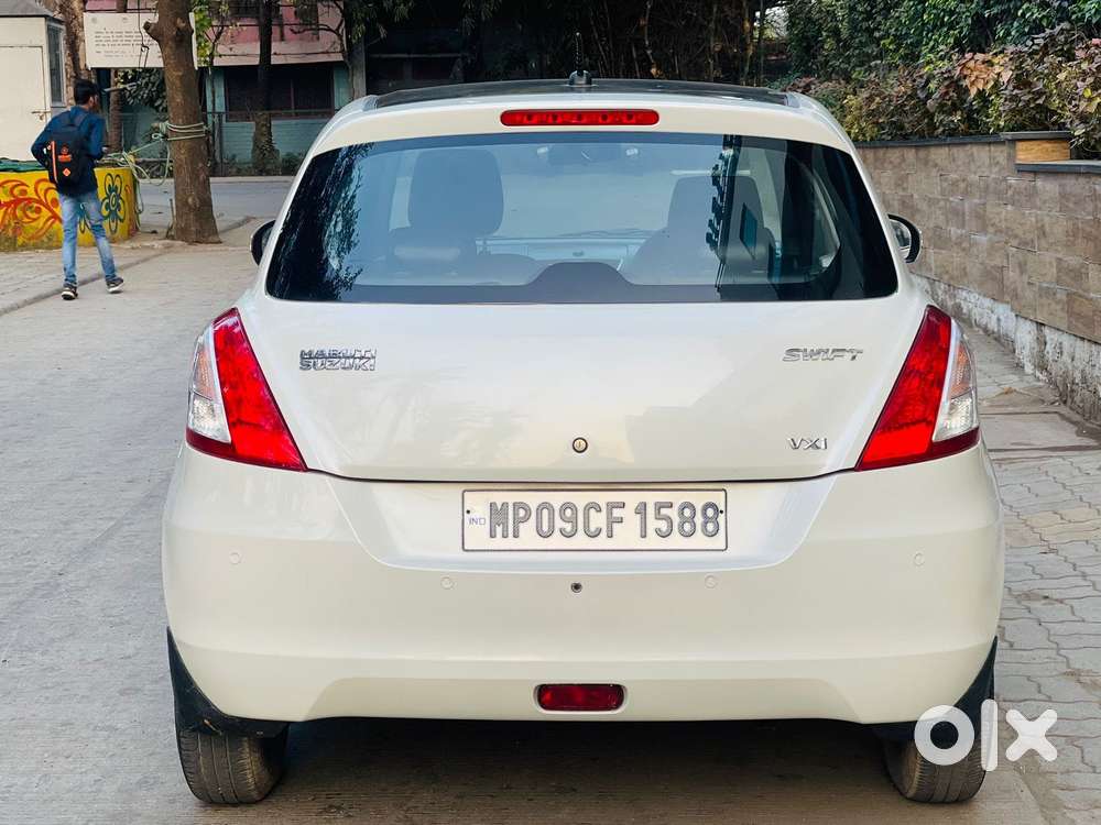 Maruti Suzuki Swift Vxi Optional, 2012, Petrol