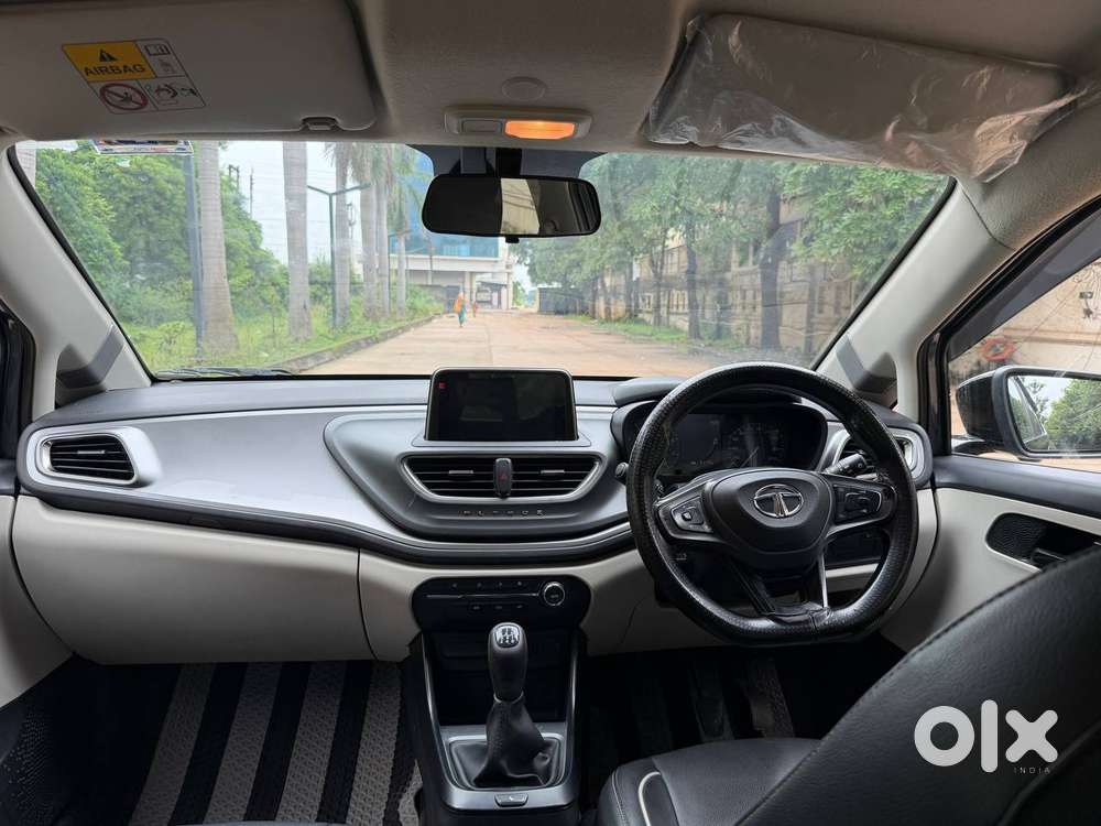 Tata Altroz 1.2 Xt, 2021, Petrol