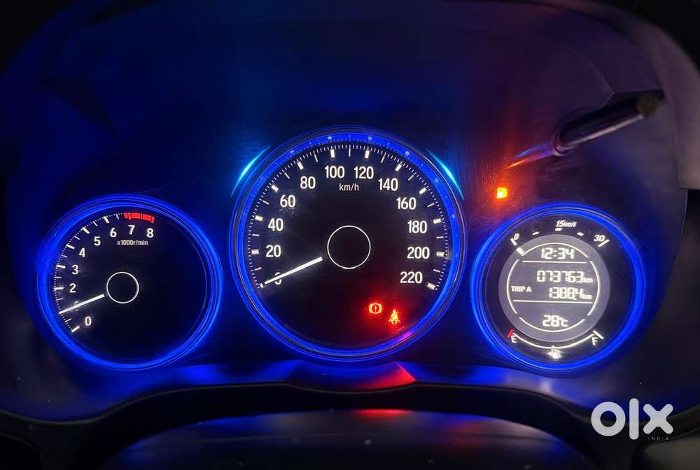 Honda City V Mt, 2015, Petrol