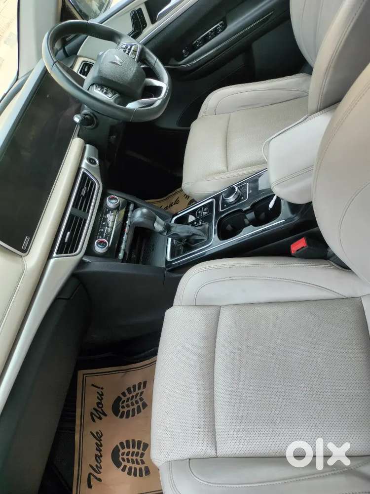 Mahindra Xuv700 2023 Diesel 46700 Km