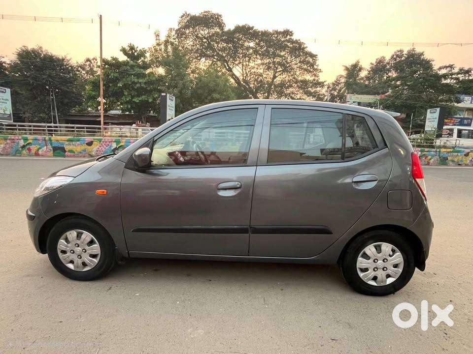 I10 2009 Model Automatic 2nd Owner