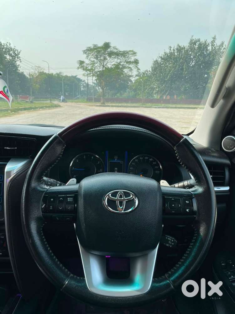 Toyota Fortuner 2016 Well Maintained Brand New Tyres