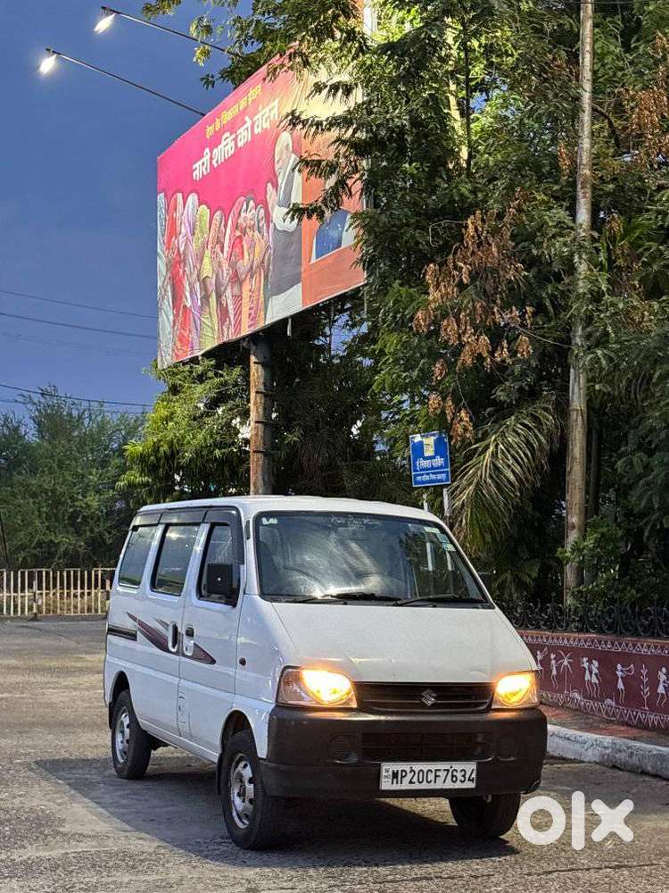Maruti Suzuki Eeco 7 Seater Ac, 2016, Petrol