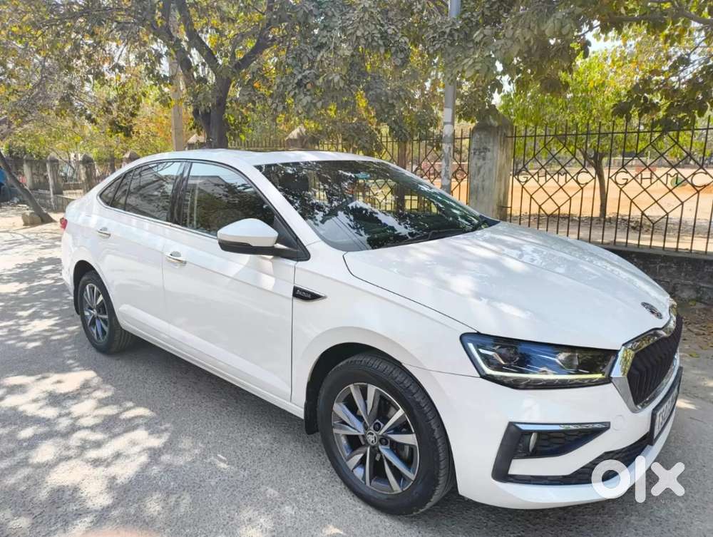 Skoda Slavia Style 1.0l Tsi At, 2022, Petrol