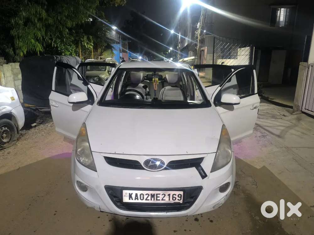 Hyundai I20 2009 Petrol Well Maintained