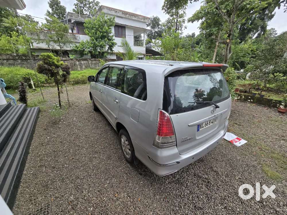 Toyota Innova 2009 Diesel 153000 Km Driven