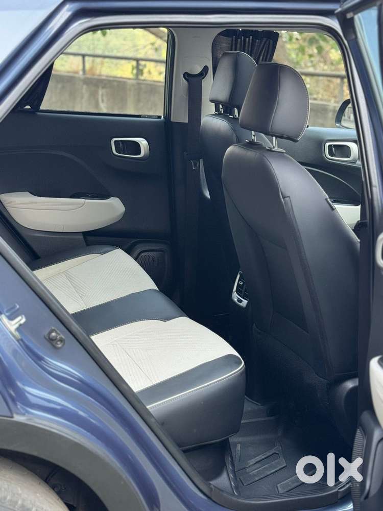 Hyundai Venue 1.0 Sx Plus Turbo Dct Dual Tone, 2023, Petrol