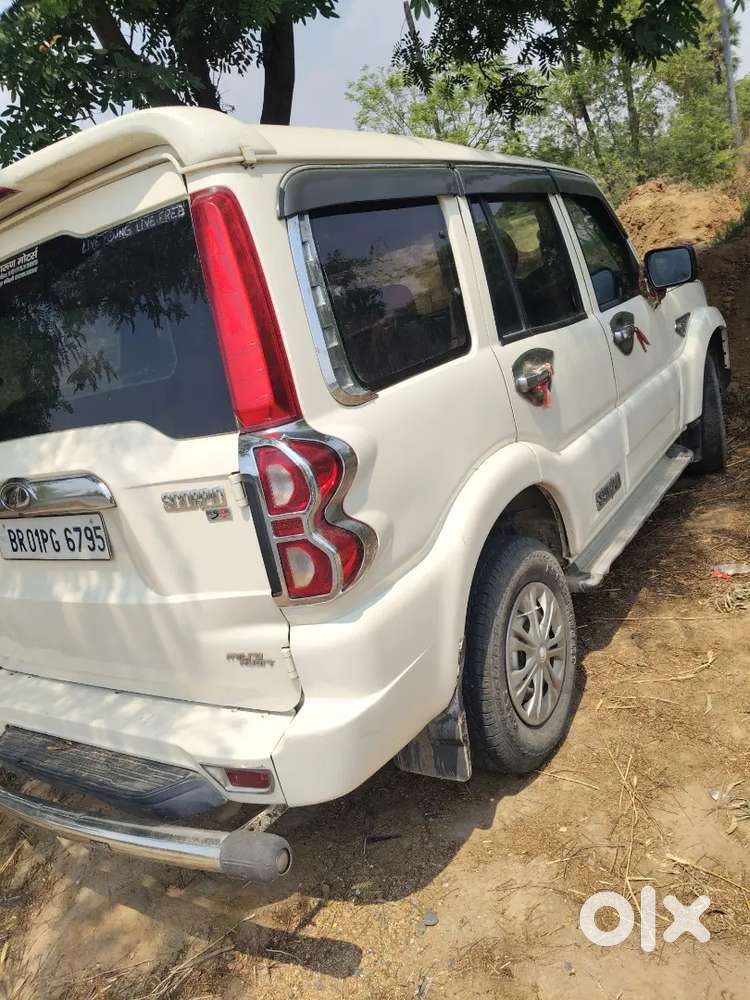 Mahindra Scorpio 2018 Diesel 96122 Km Driven