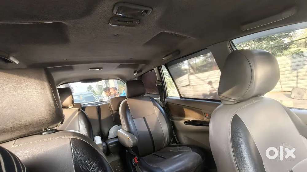 Toyota Innova 2.5 G 2015