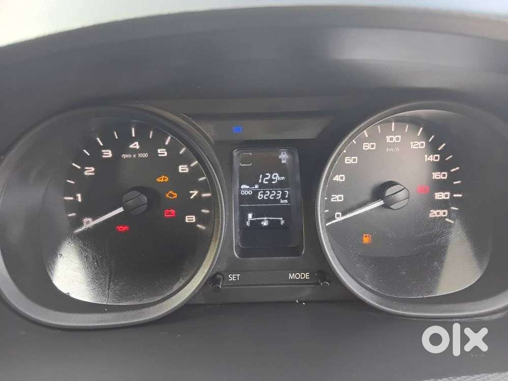 Tata Tiago Xe, 2018, Petrol