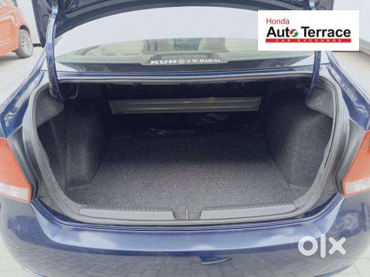Volkswagen Vento Petrol Highline, 2013, Petrol