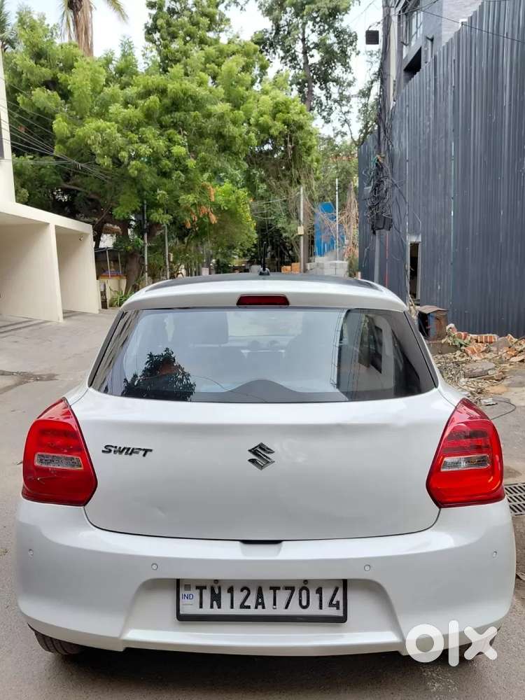 Maruti Suzuki Swift Vxi, 2022, Petrol