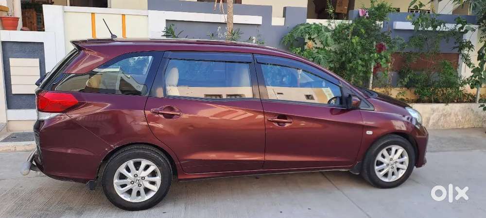 Good Condition Insurance Validity Upto Mar 2027 Service Car
