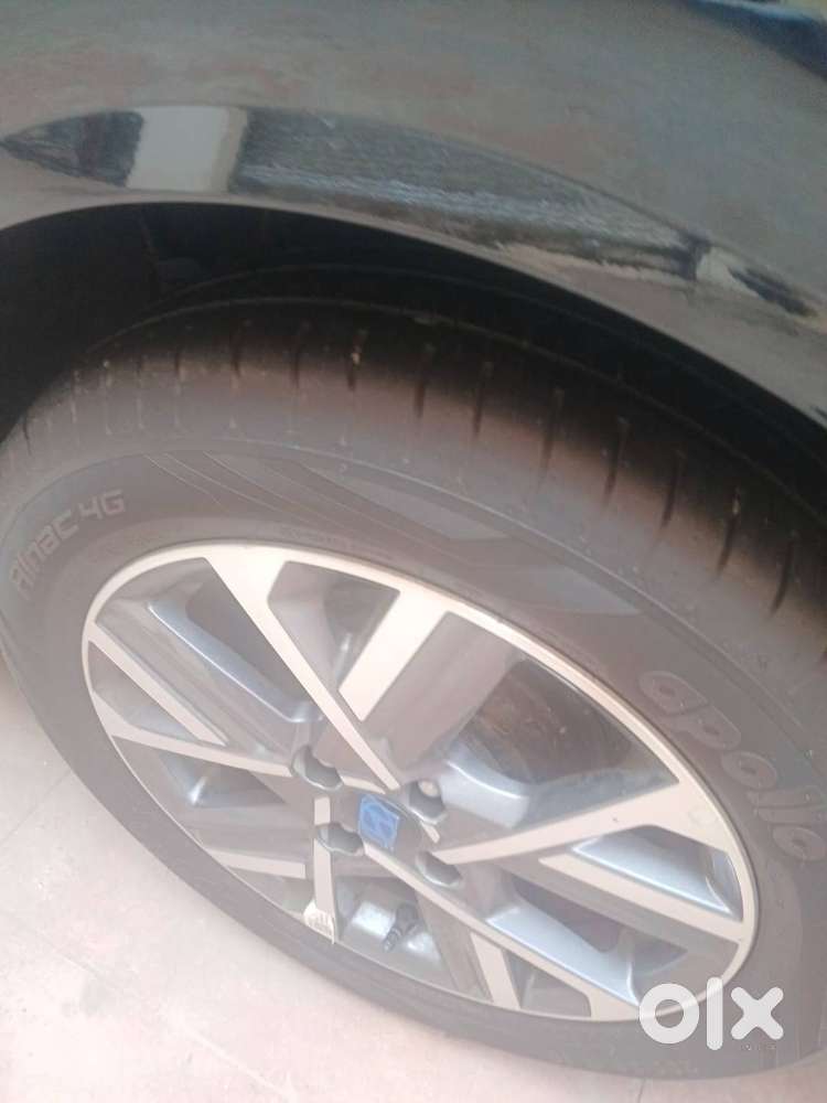 Selling My Verna Ivt Petrol Automatic 1.5