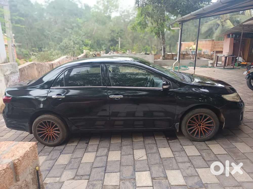 Toyota Corolla Altis 2012