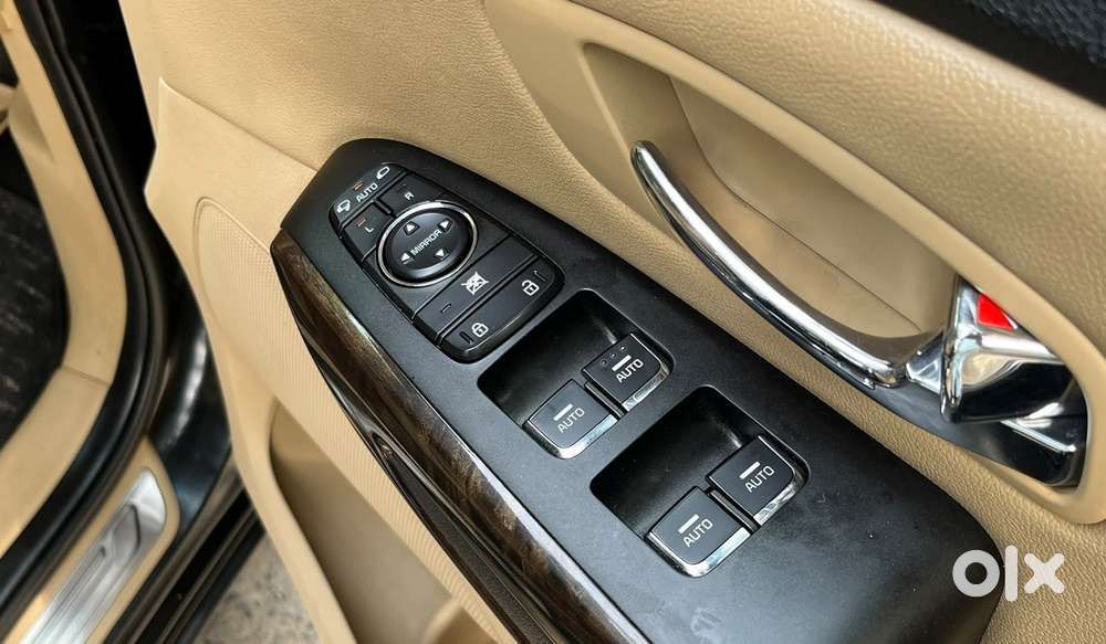Kia Carnival Limousine, 2023, Diesel
