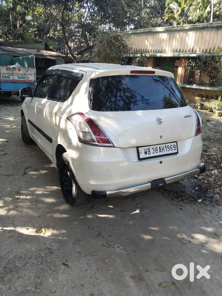 Maruti Suzuki Swift Vxi 2016