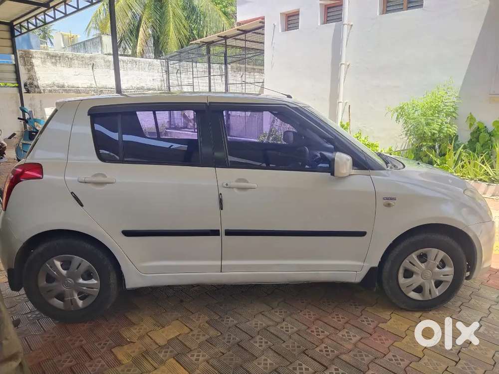 Maruti Suzuki Swift 2011