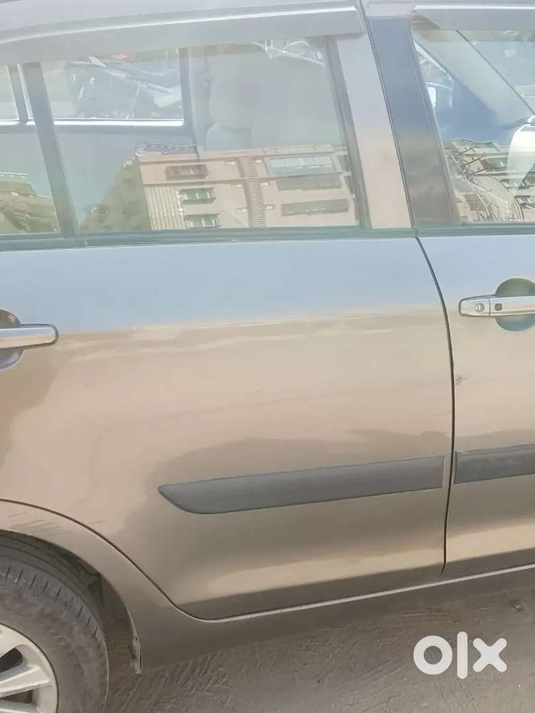 Going To Sell Maruthi Dezire 2017 Modal For 6 Lacks