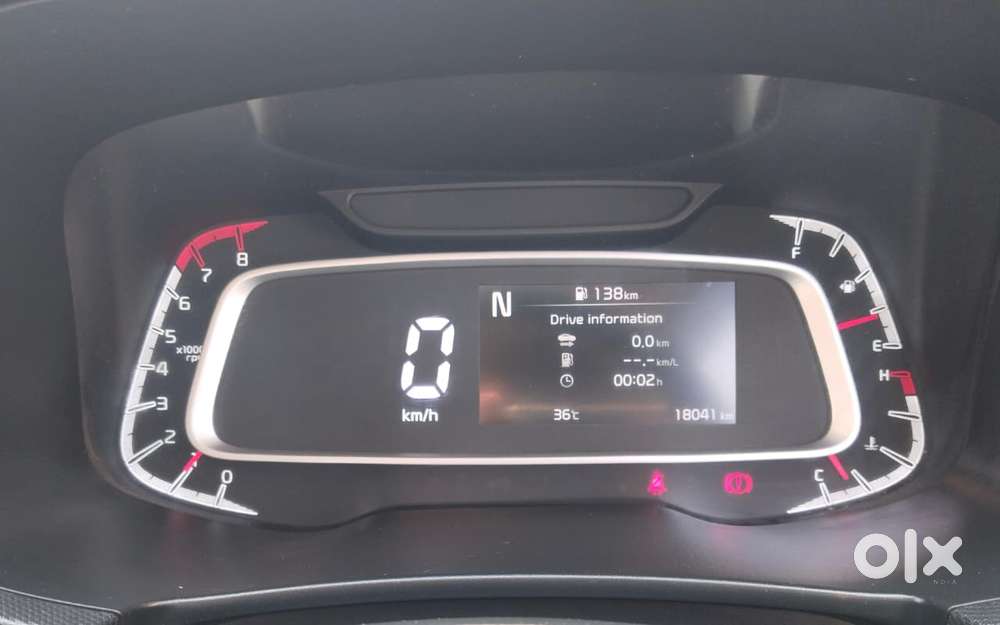 Kia Sonet Htx D, 2023, Petrol