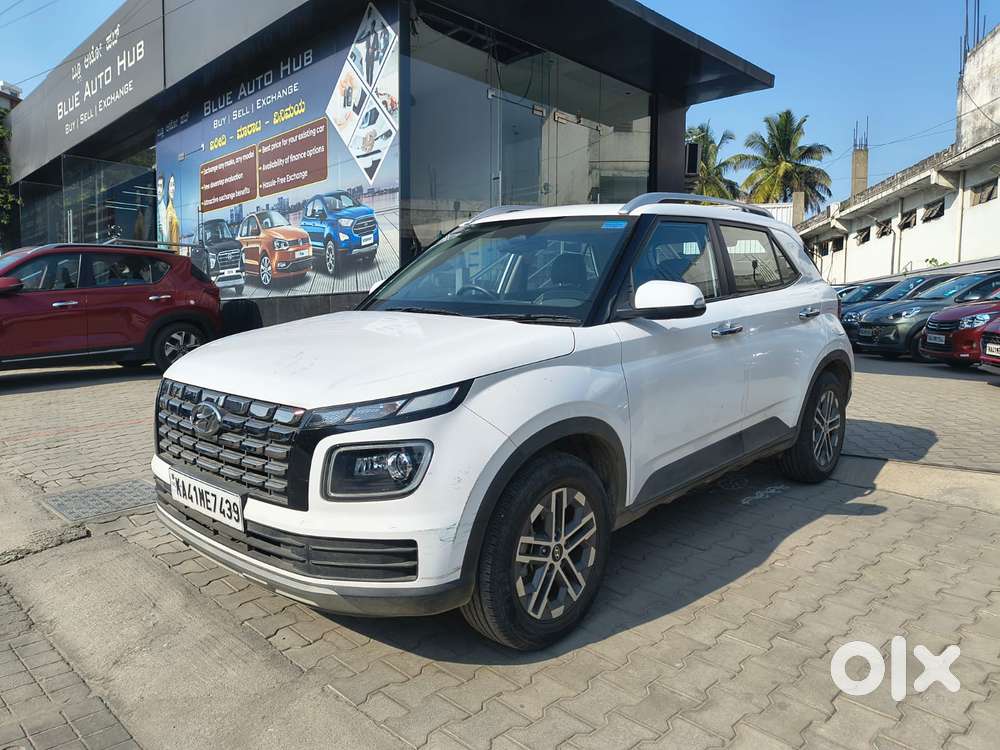 Hyundai Venue 1.0 Sx (o) Turbo Dct, 2023, Petrol