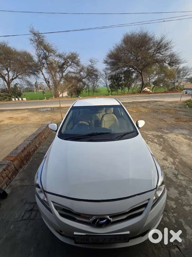 Hyundai Verna 2015 Diesel 60000 Km Driven